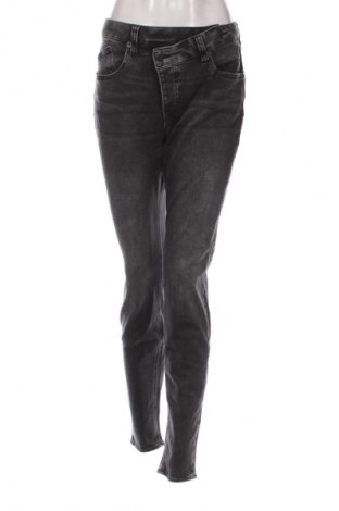 Damen Jeans Herrlicher, Größe M, Farbe Grau, Preis € 19,99