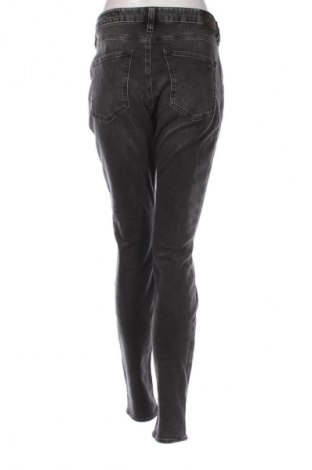 Damen Jeans Herrlicher, Größe M, Farbe Grau, Preis € 19,99