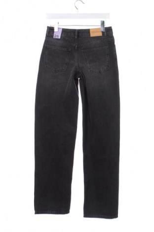 Damen Jeans Review, Größe S, Farbe Grau, Preis 56,99 €