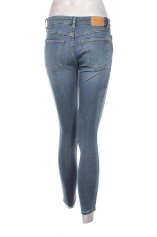 Damen Jeans Review, Größe M, Farbe Blau, Preis 56,99 €