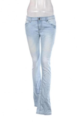 Damskie jeansy Serious Sally, Rozmiar M, Kolor Niebieski, Cena 95,99 zł