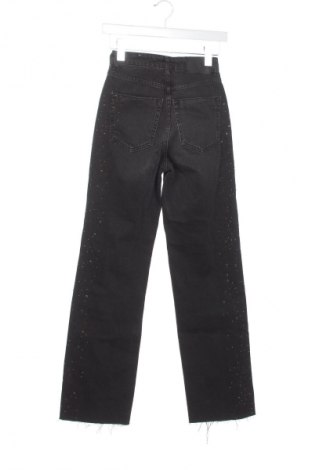 Blugi de femei Zara, Mărime XXS, Culoare Gri, Preț 84,18 Lei