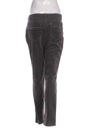 Pantaloni de velvet de femei Canda, Mărime M, Culoare Gri, Preț 40,99 Lei