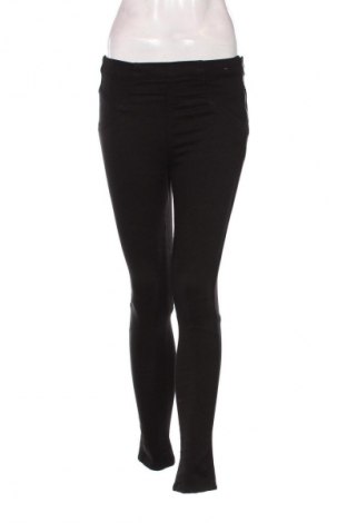 Damenhose Bershka, Größe M, Farbe Schwarz, Preis 20,36 €