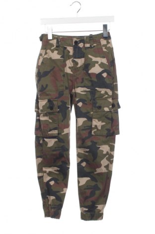 Pantaloni de femei Bershka, Mărime XXS, Culoare Multicolor, Preț 41,99 Lei