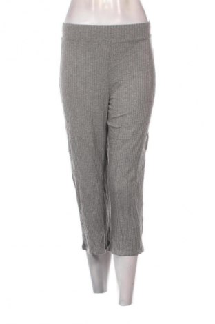 Damenhose Bershka, Größe S, Farbe Grau, Preis € 8,99