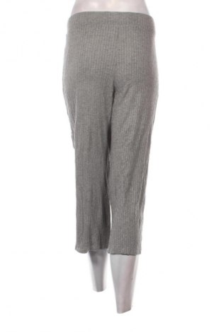 Damenhose Bershka, Größe S, Farbe Grau, Preis 8,99 €