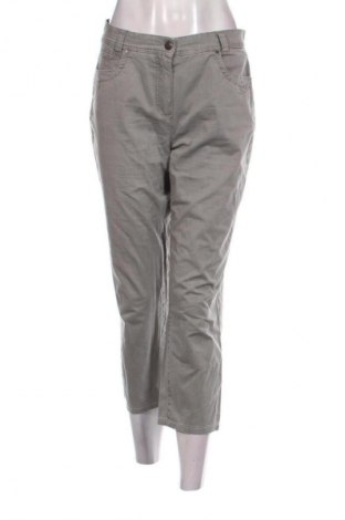 Pantaloni de femei Bexleys, Mărime L, Culoare Gri, Preț 52,99 Lei