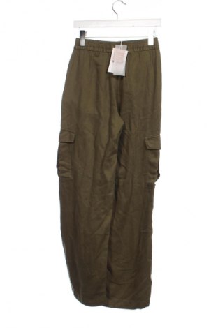 Damenhose ONLY, Größe XS, Farbe Grün, Preis 17,99 €