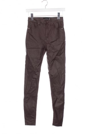 Damenhose Stradivarius, Größe XS, Farbe Braun, Preis € 8,99