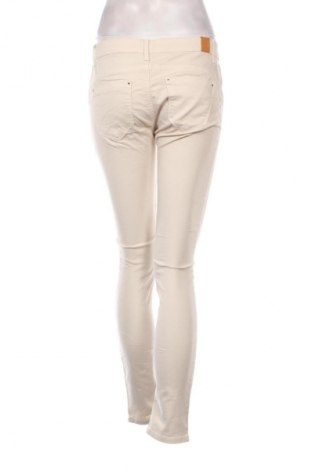 Damenhose Stradivarius, Größe M, Farbe Ecru, Preis 5,99 €