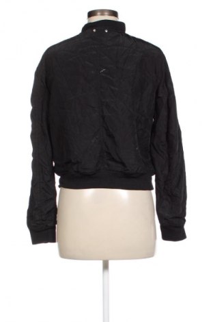 Geacă de femei Pull&Bear, Mărime L, Culoare Negru, Preț 62,99 Lei