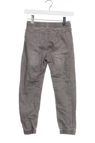 Kinderjeans H&M, Größe 8-9y/ 134-140 cm, Farbe Grau, Preis € 9,99