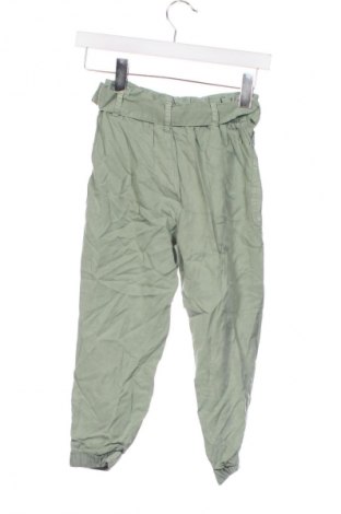 Pantaloni pentru copii Blu Kids, Mărime 4-5y/ 110-116 cm, Culoare Verde, Preț 27,99 Lei