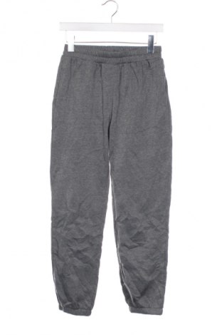 Kinder Sporthose, Größe 12-13y/ 158-164 cm, Farbe Grau, Preis € 17,99