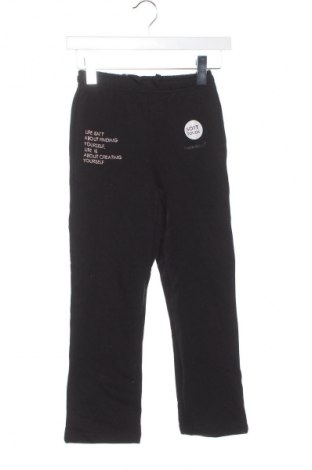 Kinder Sporthose Bekkin, Größe 5-6y/ 116-122 cm, Farbe Schwarz, Preis 23,81 €