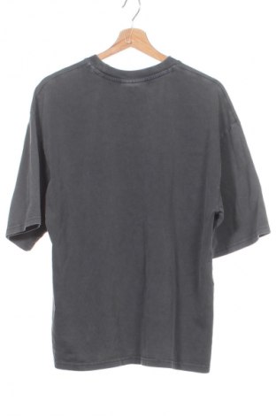 Herren T-Shirt Review, Größe XS, Farbe Grau, Preis 20,99 €