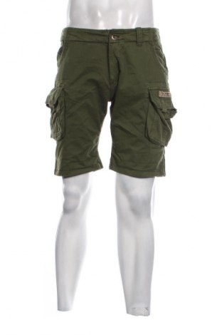 Herren Shorts Alpha Industries, Größe M, Farbe Grün, Preis 56,99 €