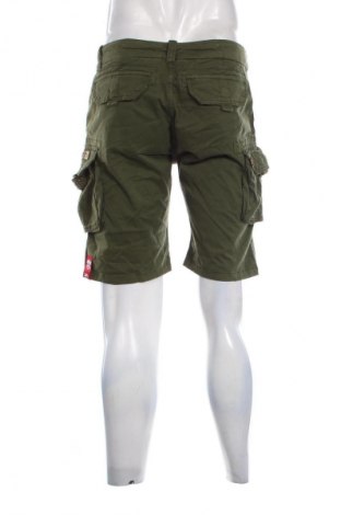 Herren Shorts Alpha Industries, Größe M, Farbe Grün, Preis 56,99 €