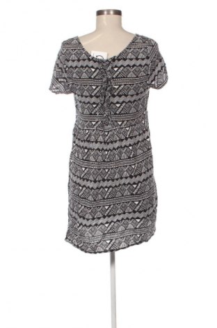 Kleid Unbranded, Größe M, Farbe Mehrfarbig, Preis 12,99 €