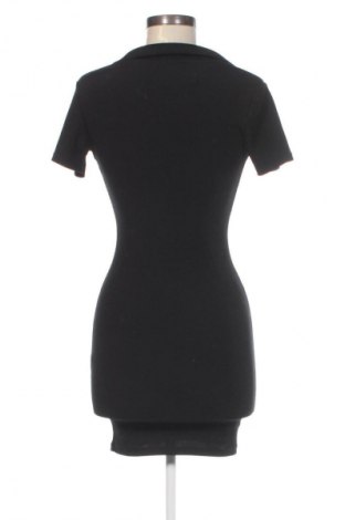 Kleid Bershka, Größe S, Farbe Schwarz, Preis 12,99 €