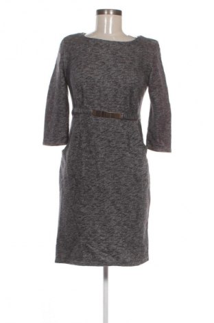 Kleid Floyd By Smith, Größe M, Farbe Grau, Preis € 8,99