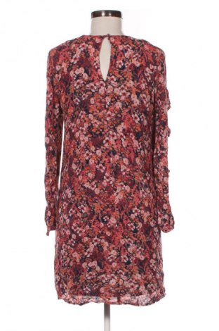 Рокля H&M, Размер S, Цвят Многоцветен, Цена 6,99 лв.