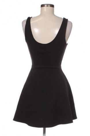 Kleid H&M, Größe S, Farbe Schwarz, Preis 10,99 €