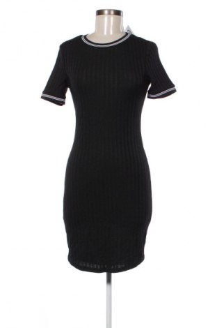 Šaty  H&M Divided, Velikost M, Barva Černá, Cena  289,00 Kč