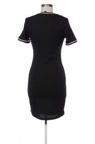 Šaty  H&M Divided, Velikost M, Barva Černá, Cena  289,00 Kč