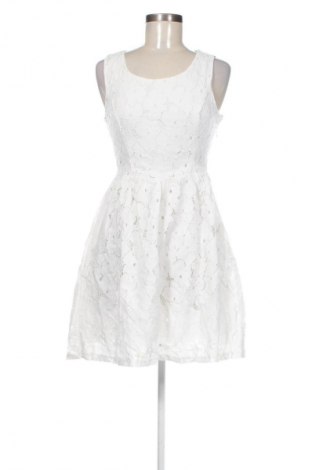 Rochie Minimum, Mărime S, Culoare Alb, Preț 267,99 Lei