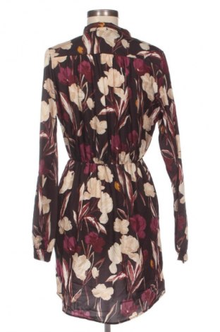 Kleid Mixeri, Größe M, Farbe Mehrfarbig, Preis 33,99 €
