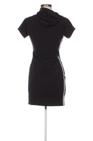 Kleid NEW COLLECTION, Größe S, Farbe Schwarz, Preis 9,99 €