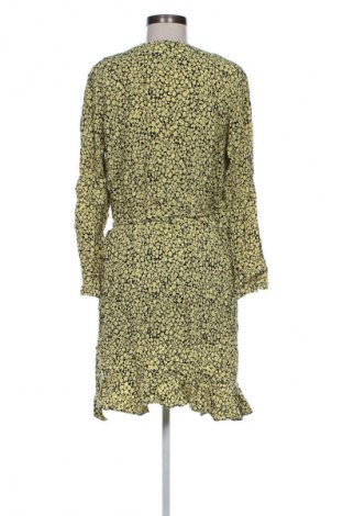 Kleid Samsoe & Samsoe, Größe M, Farbe Mehrfarbig, Preis 46,99 €