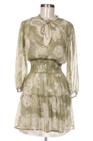 Kleid Stradivarius, Größe M, Farbe Mehrfarbig, Preis 20,99 €