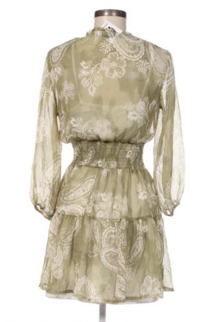 Kleid Stradivarius, Größe M, Farbe Mehrfarbig, Preis 20,99 €