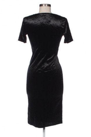 Kleid Zara Trafaluc, Größe M, Farbe Schwarz, Preis 20,99 €