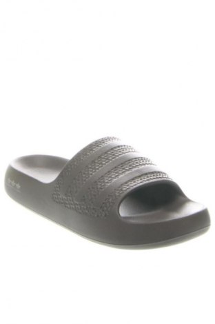 Papucs Adidas, Méret 39, Szín Barna, Ár 18 479 Ft