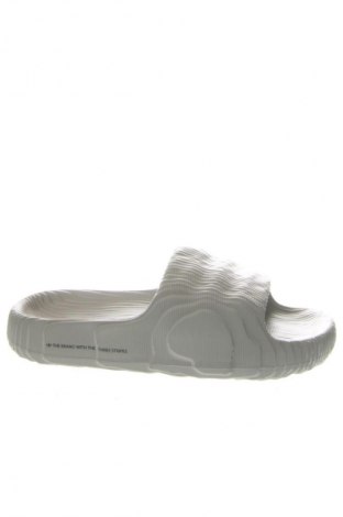 Papuci Adidas, Mărime 46, Culoare Bej, Preț 196,99 Lei