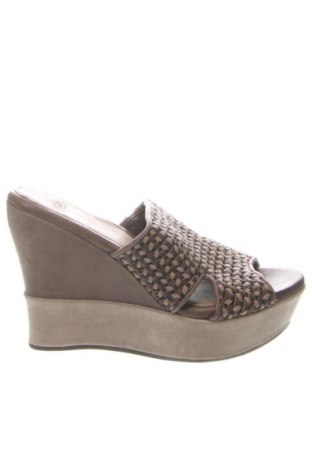 Papuče UGG Australia, Veľkosť 39, Farba Hnedá, Cena  53,95 €