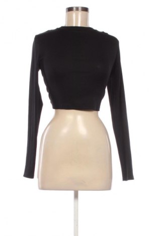 Dámská halenka Bershka, Velikost M, Barva Černá, Cena  119,00 Kč