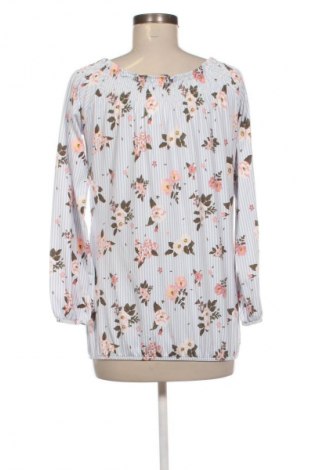 Дамска блуза Blind Date, Размер S, Цвят Многоцветен, Цена 3,57 €