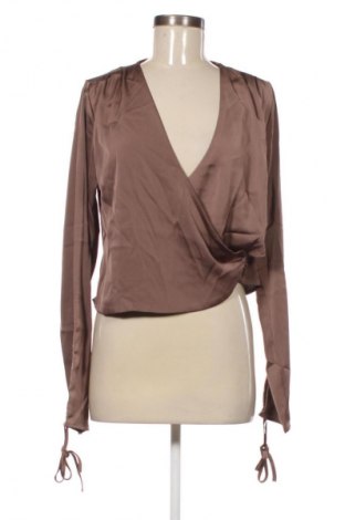 Дамска блуза Nly Trend, Размер M, Цвят Кафяв, Цена 16,36 €
