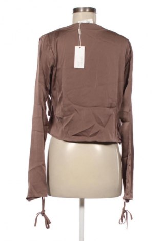 Дамска блуза Nly Trend, Размер M, Цвят Кафяв, Цена 16,36 €