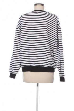 Damen Shirt Reserved, Größe L, Farbe Mehrfarbig, Preis 7,99 €