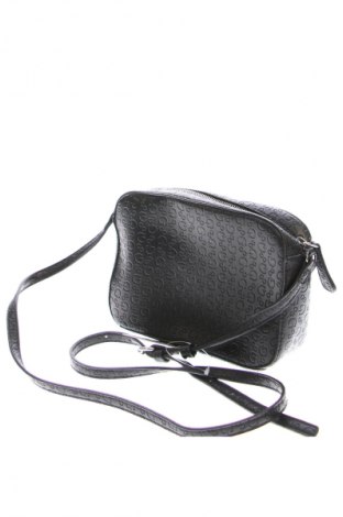 Női táska Guess, Szín Fekete, Ár 67 749 Ft