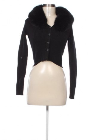 Damen Strickjacke Bershka, Größe XS, Farbe Schwarz, Preis 30,99 €