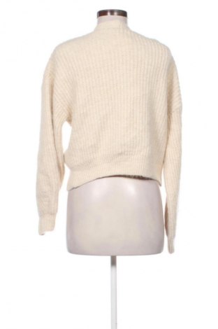 Damen Strickjacke Stradivarius, Größe S, Farbe Weiß, Preis 11,99 €