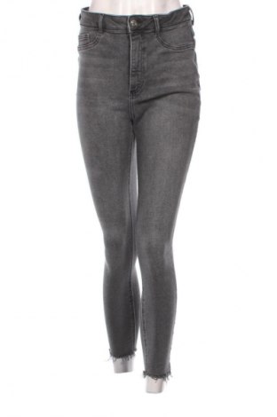 Blugi de femei New Look, Mărime M, Culoare Gri, Preț 91,99 Lei