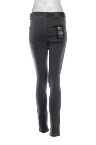 Damen Jeans Noisy May, Größe M, Farbe Grau, Preis 61,99 €